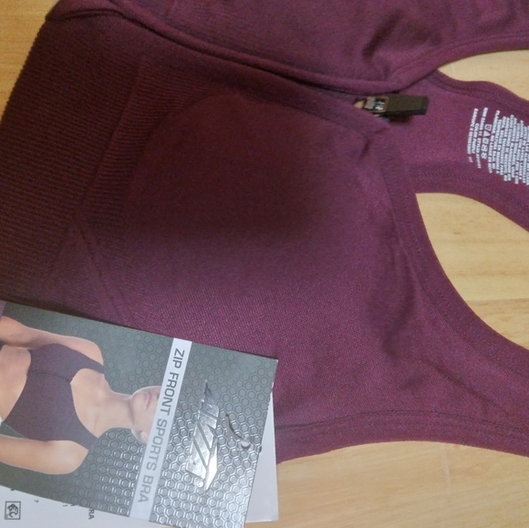 AVIA Med Seamless Zip Front Sports Bra and FEATHERS Maternity Essential size o/s - Picture 6 of 14